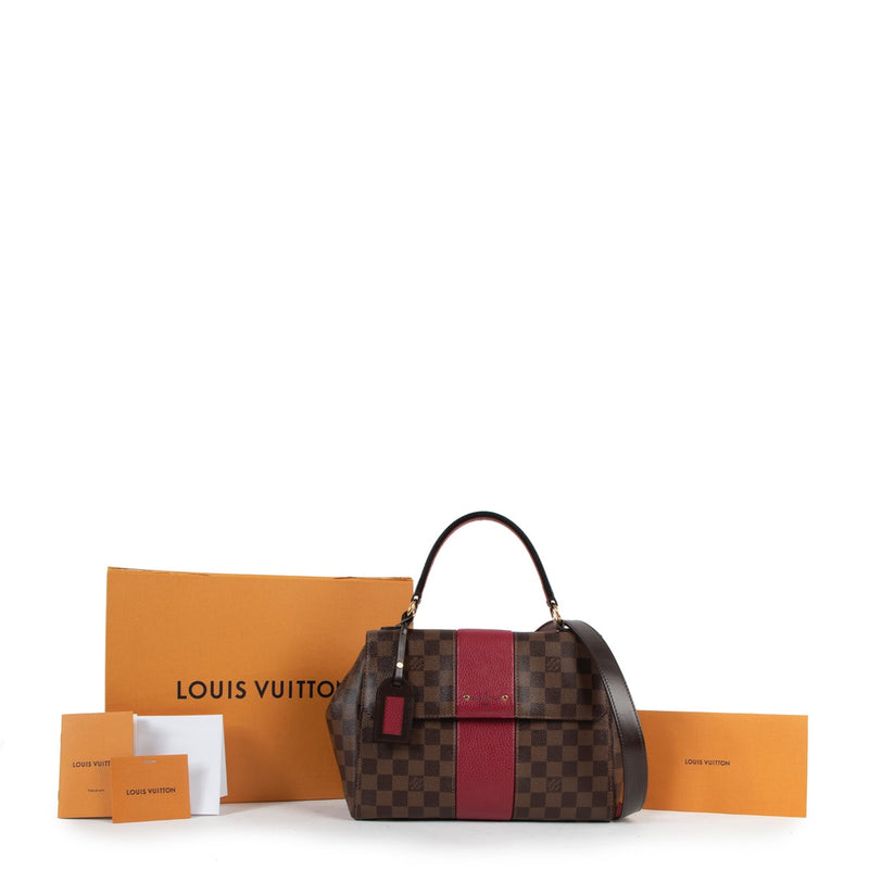 Shop safe online at Labellov in Antwerp this 100% authentic second hand Louis Vuitton Damier Ebene Canvas Bond Street Shoulder Bag