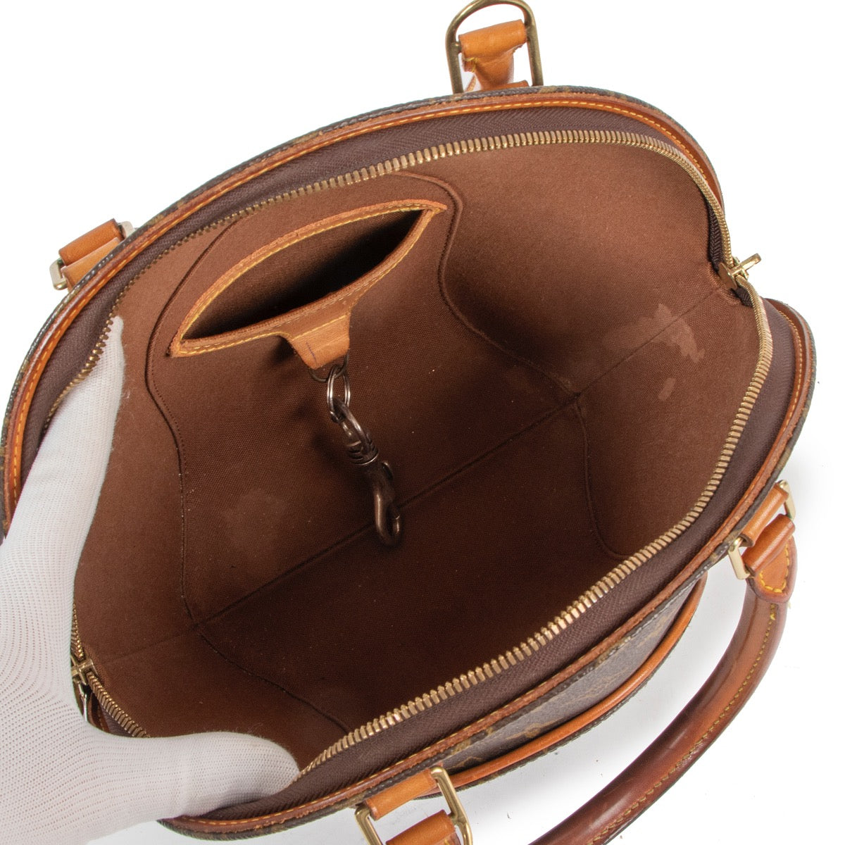 Shop safe online at Labellov in Antwerp this 100% authentic second hand Louis Vuitton Monogram Canvas Ellipse PM Top Handle