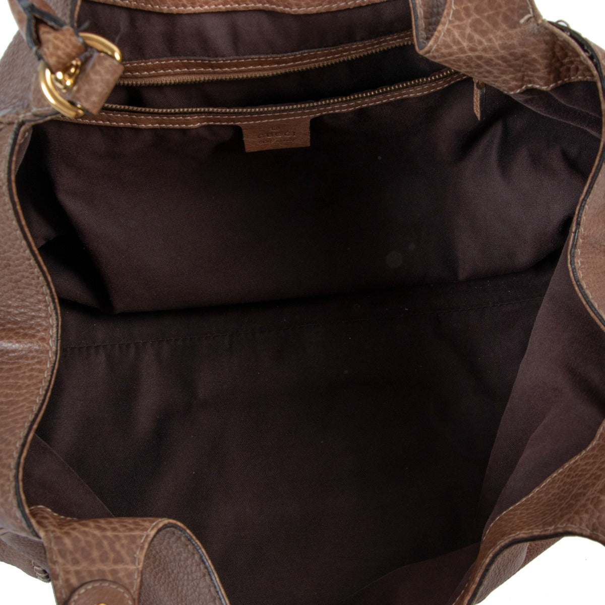 Buy a 100% authentic second hand Gucci brown leather shoulder bag at Labellov.