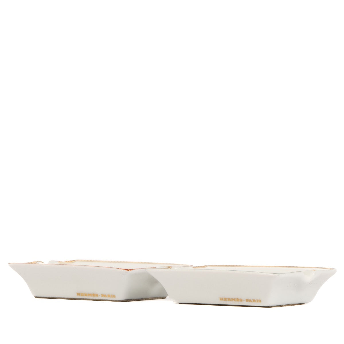 Shop safe online at labellov these 100% authentic second hand Hermès White Small 'Cheval a La Couverture' Ashtrays