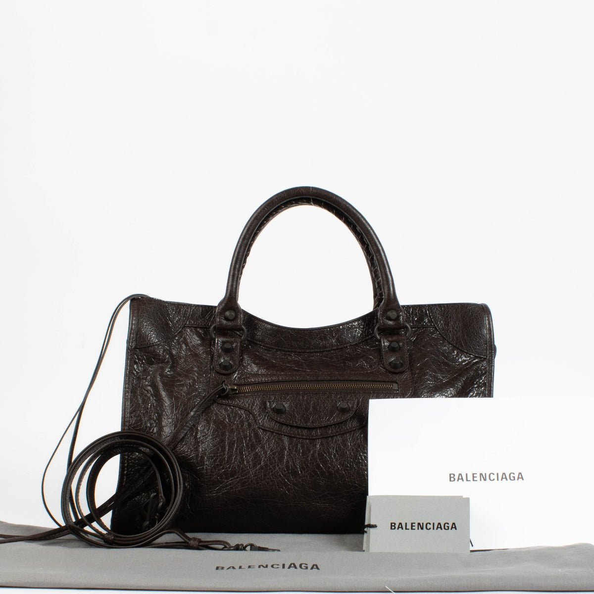 Authentic pre-loved Balenciaga Espresso Arena Le City Medium Bag at Labellov.com