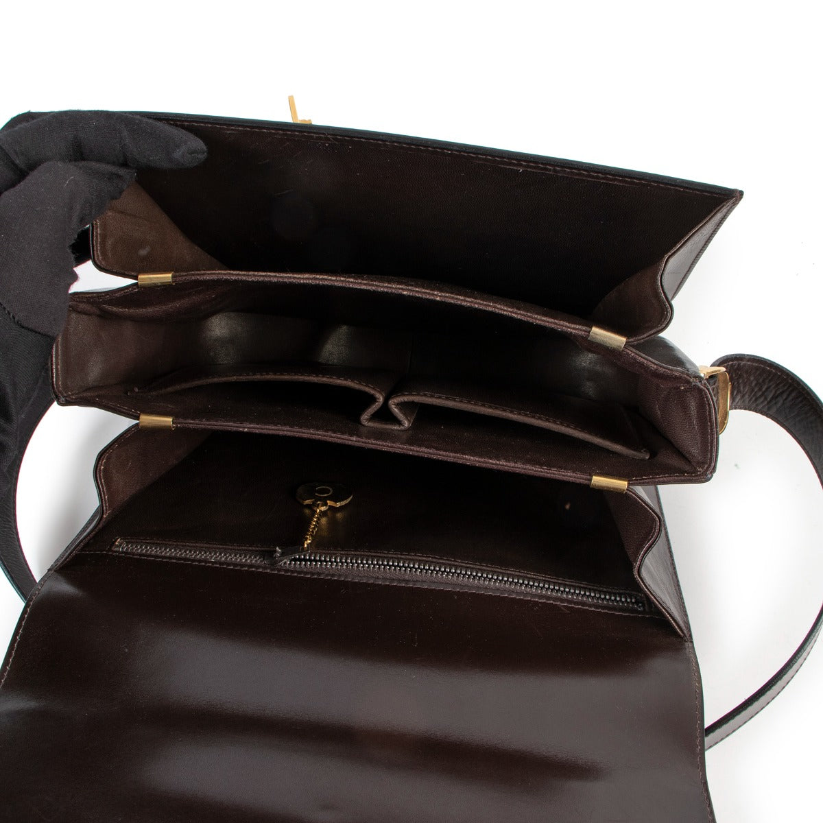 buy and sell vintage authentic Celine Brown Horse Carriage Box Bag on Labellov.com