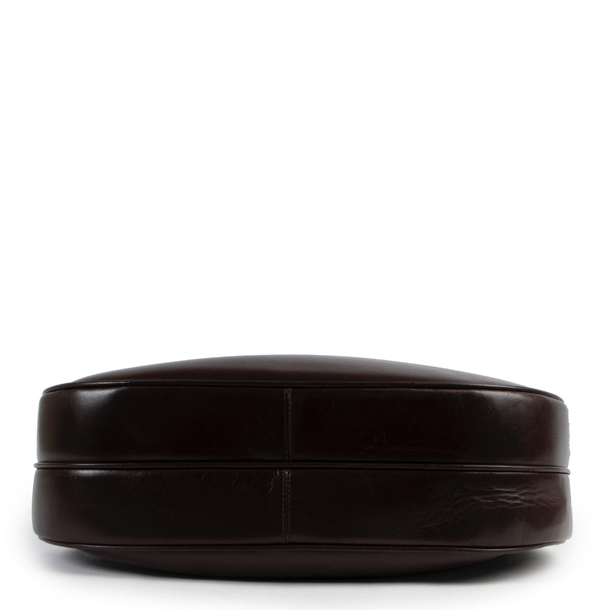 Shop safe online at LABELLOV in Antwerp this 100% authentic second hand Celine Brown Leather Shoulder Bag