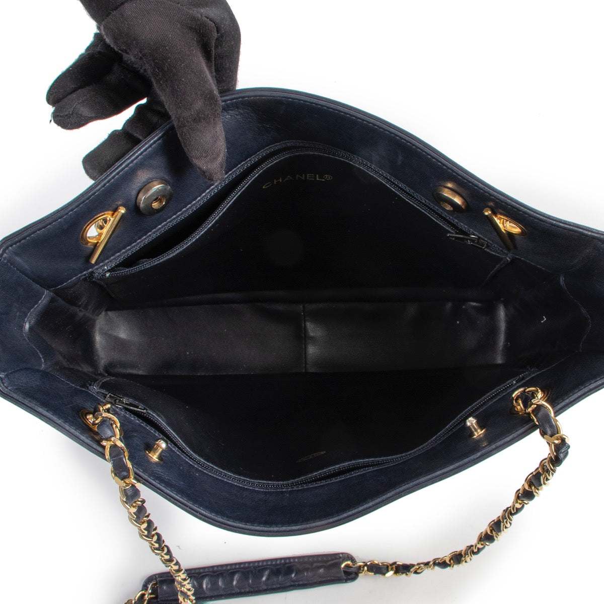 Shop safe online at Labellov in Antwerp this 100% authentic second hand Chanel Blue Tote Shoulder Bag