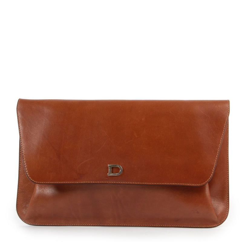 Buy an authentic second hand cognac Delvaux Clutch at Labellov