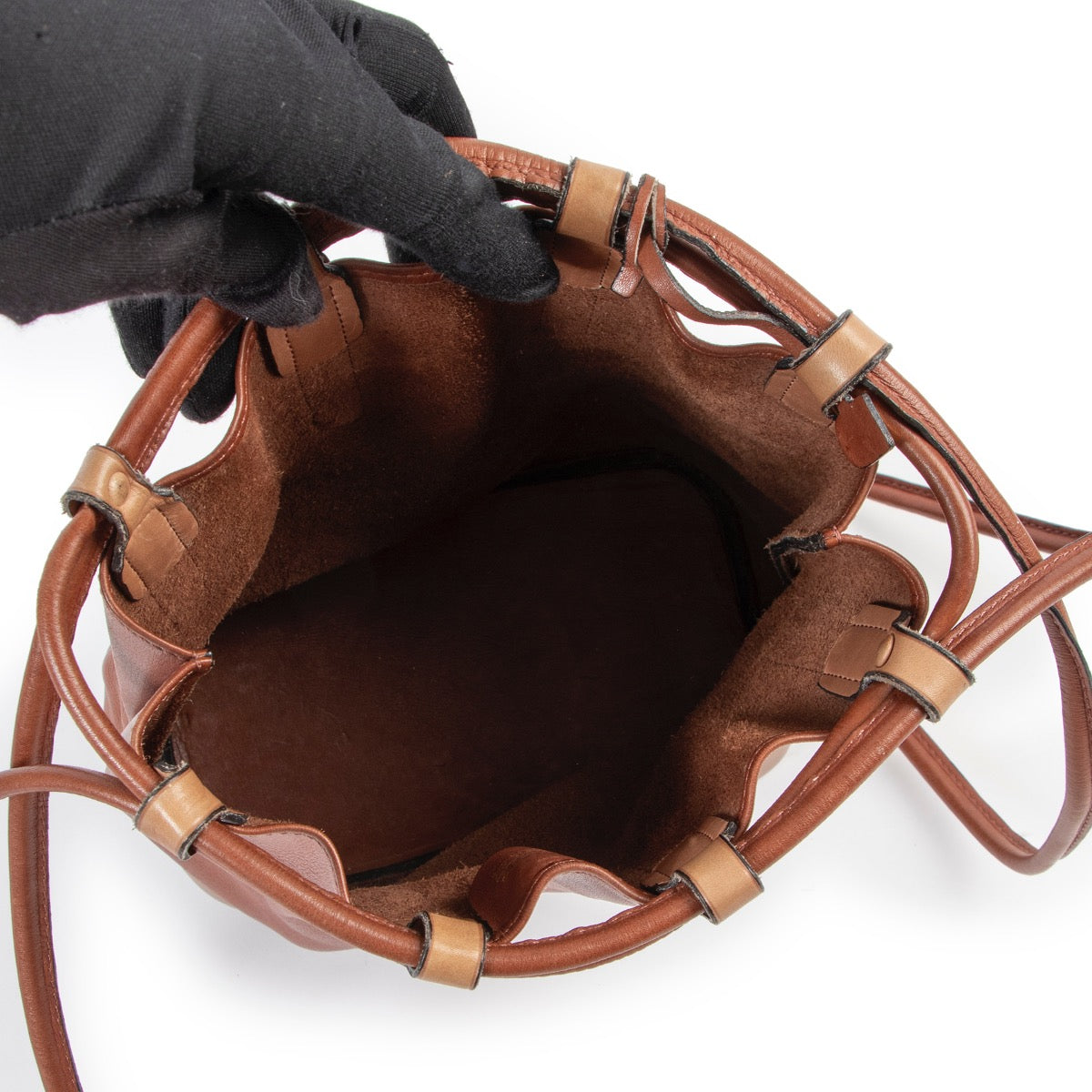 Brown Delvaux bucket bag, Delvaux crossbody bucket bag in brown leather, Delvaux bucket bag in good condition