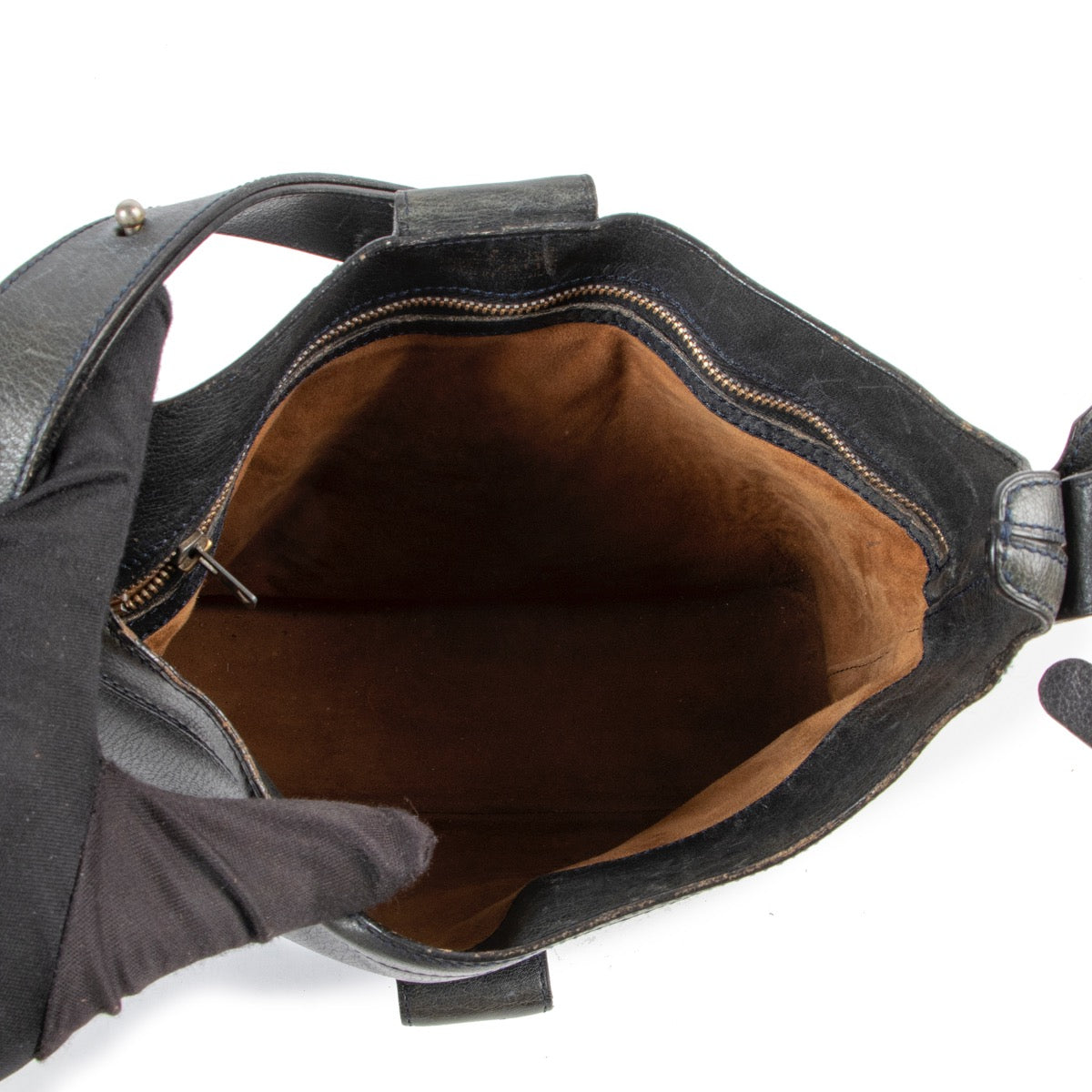 Shop safe online at Labellov in Antwerp this 100% authentic second hand Delvaux Navy Leather Shoulder Bag