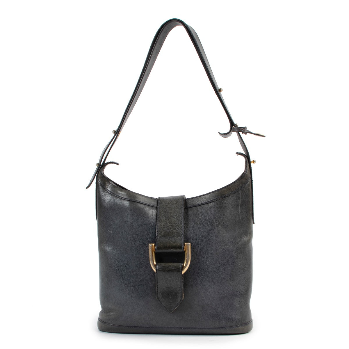 Shop safe online at Labellov in Antwerp this 100% authentic second hand Delvaux Navy Leather Shoulder Bag