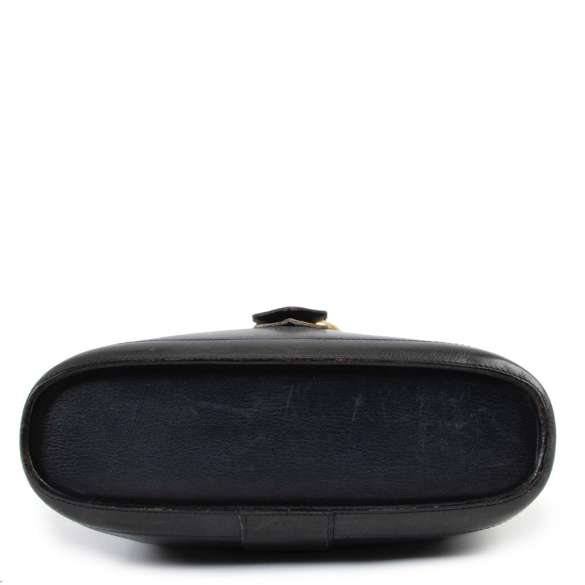 Shop safe online at Labellov in Antwerp this 100% authentic second hand Delvaux Navy Leather Shoulder Bag