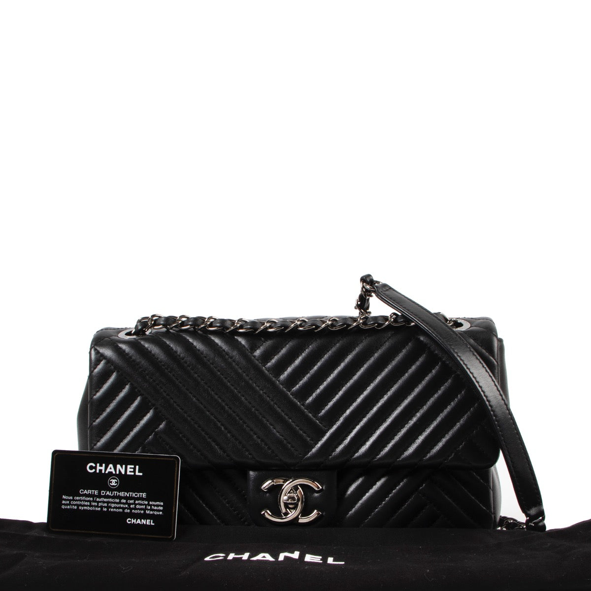 Buy an authentic second hand Buy an authentic second hand Chanel Black CC Crossing Flap Bag at Labellov