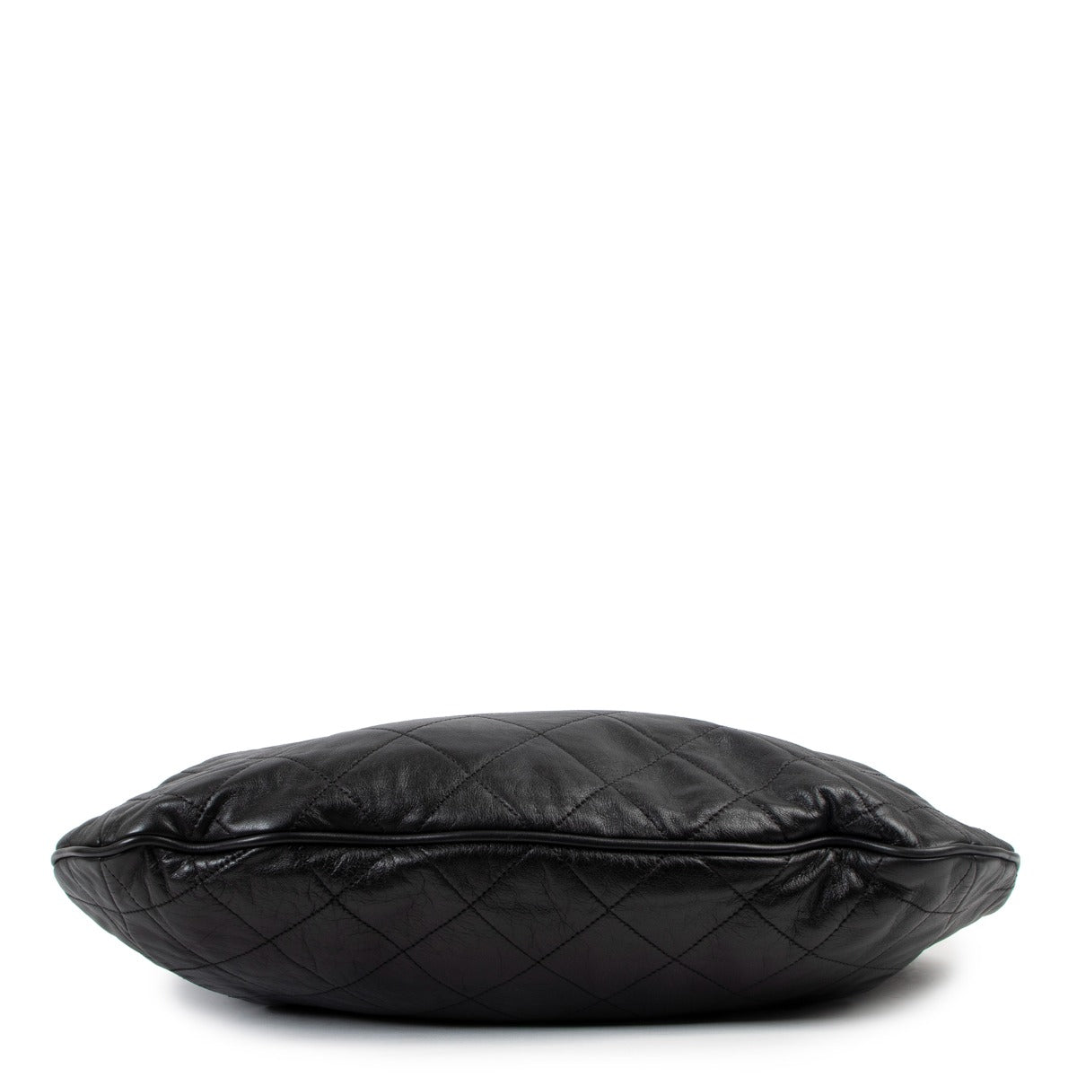 Second hand Chanel Black Quilted Calfskin Coco Pleats Hobo Bag at Labellov