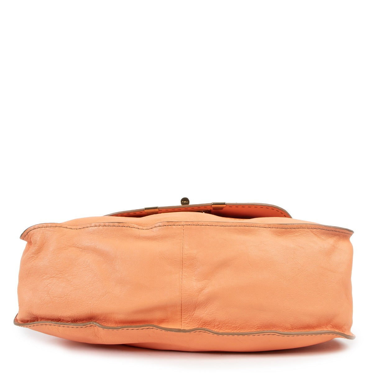 Shop now for your pre-loved, 100% authentic Chloé bags, at Labellov.