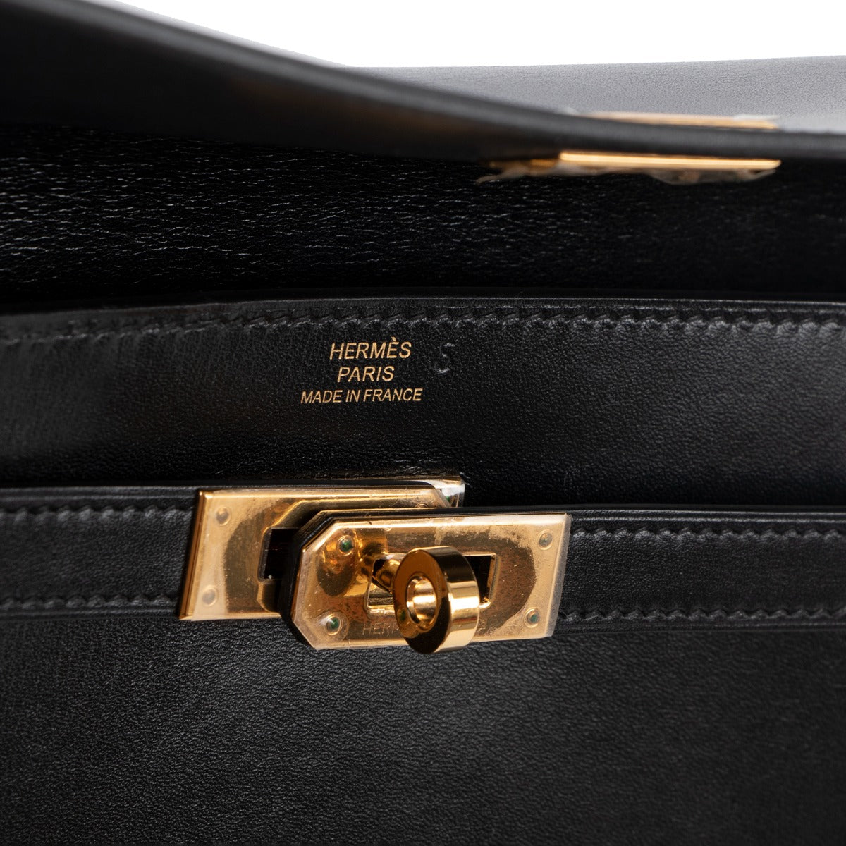 Portefeuille Hermès Kelly Classique Box Noir GHW