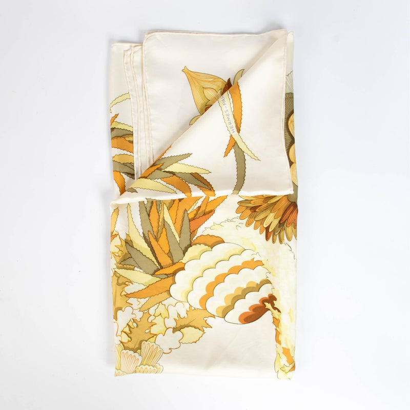 Authentic pre-loved Hermès Silk Tahiti 90 Scarf on Labellov.com