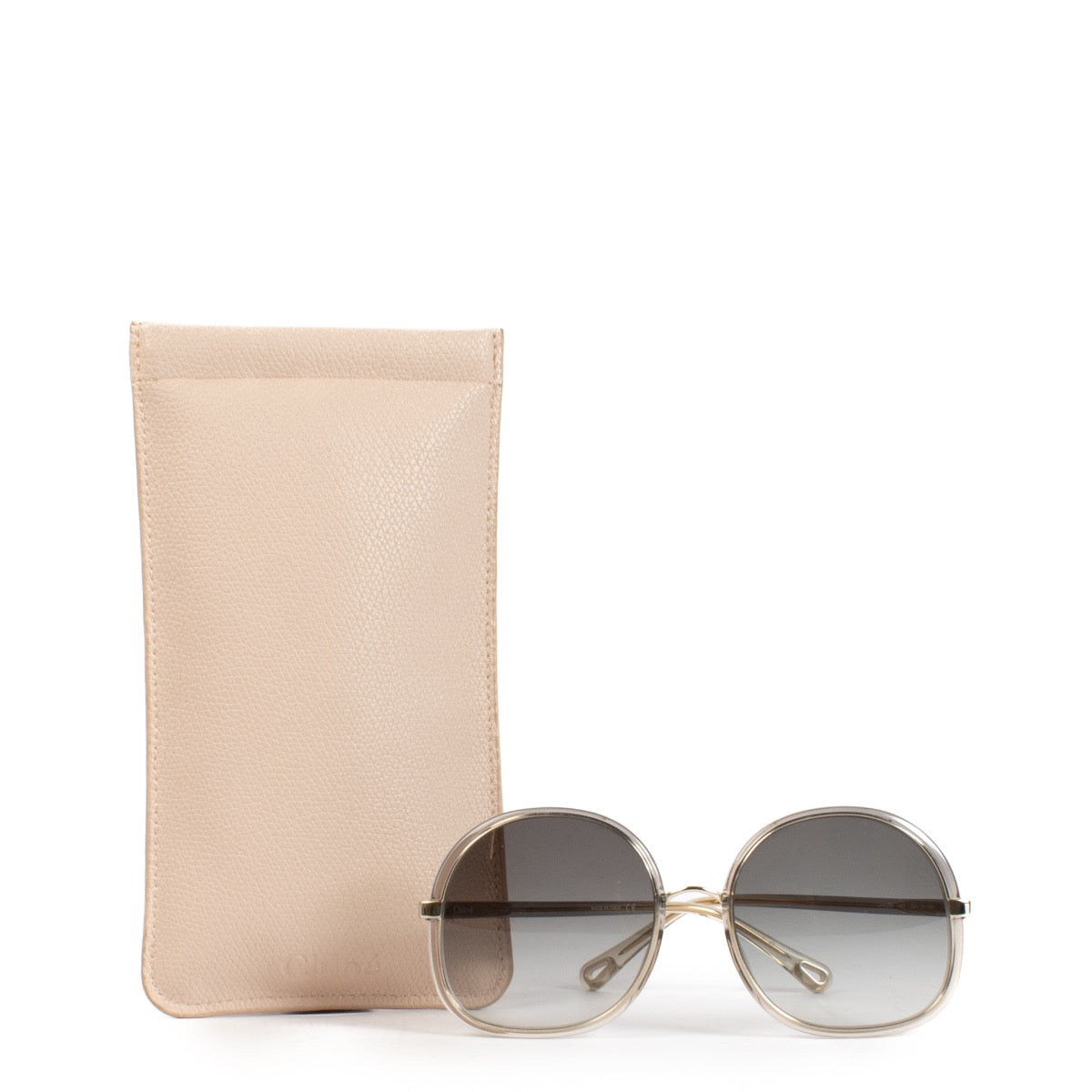 Shop safe online at Labellov in Antwerp, Brussels and Knokke these 100% authentic second hand Chloé Grey Acetate CH0029 Sunglasses