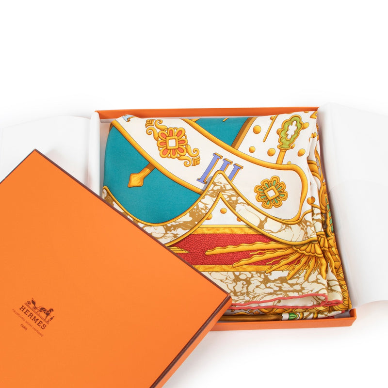 Buy an authentic second hand Hermès Carré Carpe Diem Scarf at Labellov