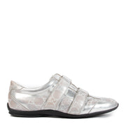 Shop safe online at Labellov in Antwerp this 100% authentic second hand Gucci Silver Monogram Sneakers - size 38