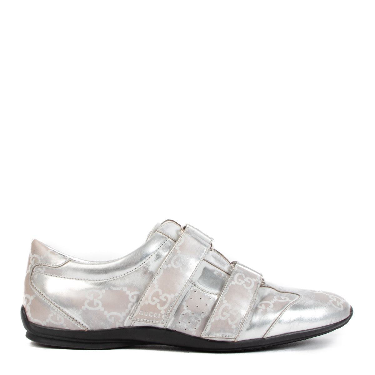 Shop safe online at Labellov in Antwerp this 100% authentic second hand Gucci Silver Monogram Sneakers - size 38