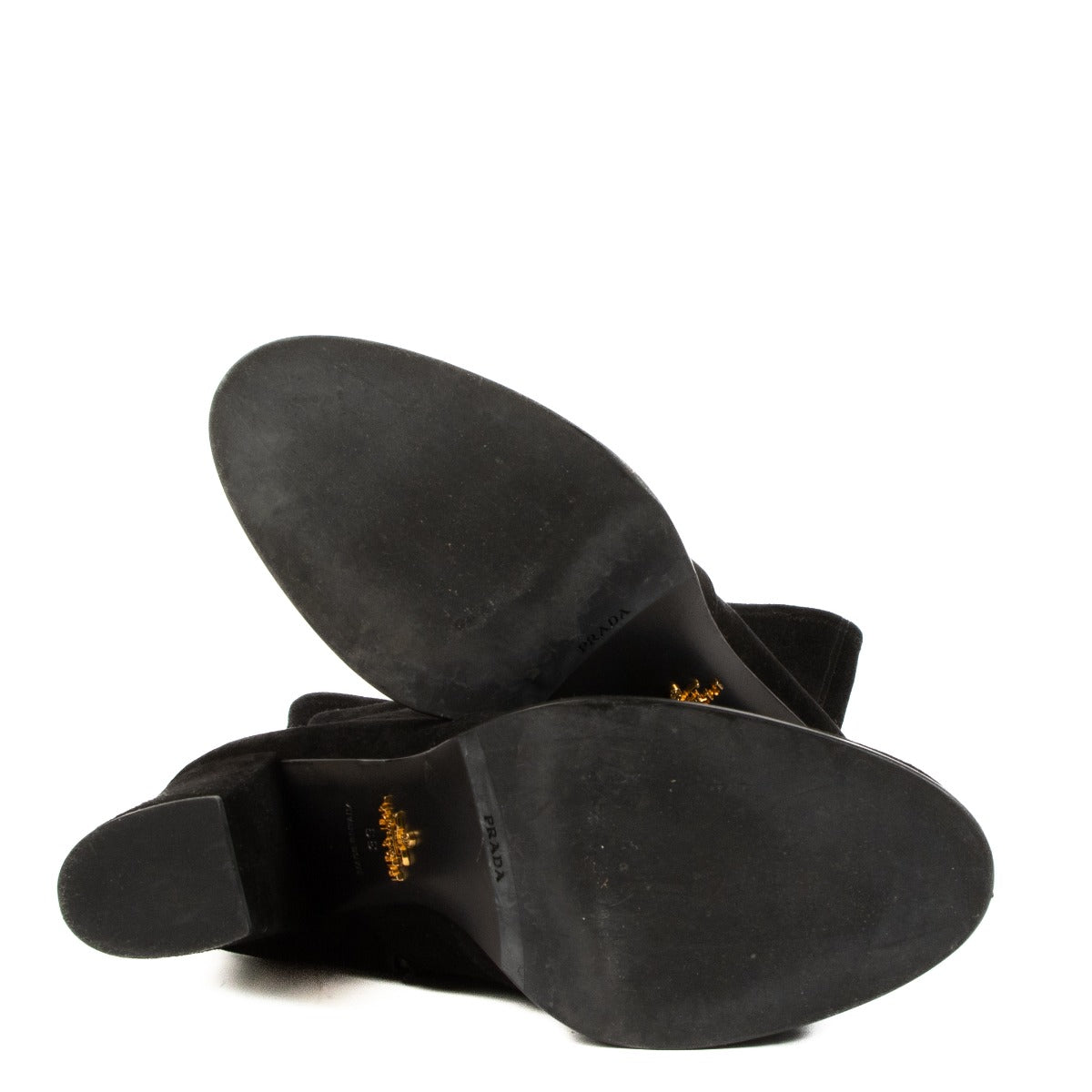 Shop safe online at Labellov in Antwerp, Brussels and Knokke this 100% authentic second hand Prada Black Suede High Boots - Size 39