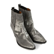 Shop safe online at Labellov in Antwerp, Brussels and Knokke this 100% authentic second hand Sartore Silver Cowboy Ankle Boots - Size 38,5