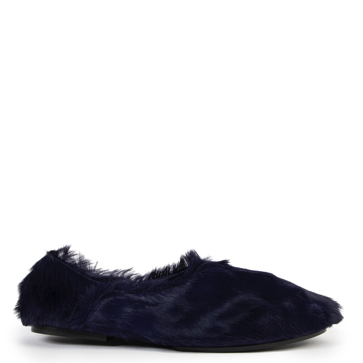 Buy an authentic pair of second hand Jil Sander Navy Blue Fur Slippers Size 40 at Labellov
