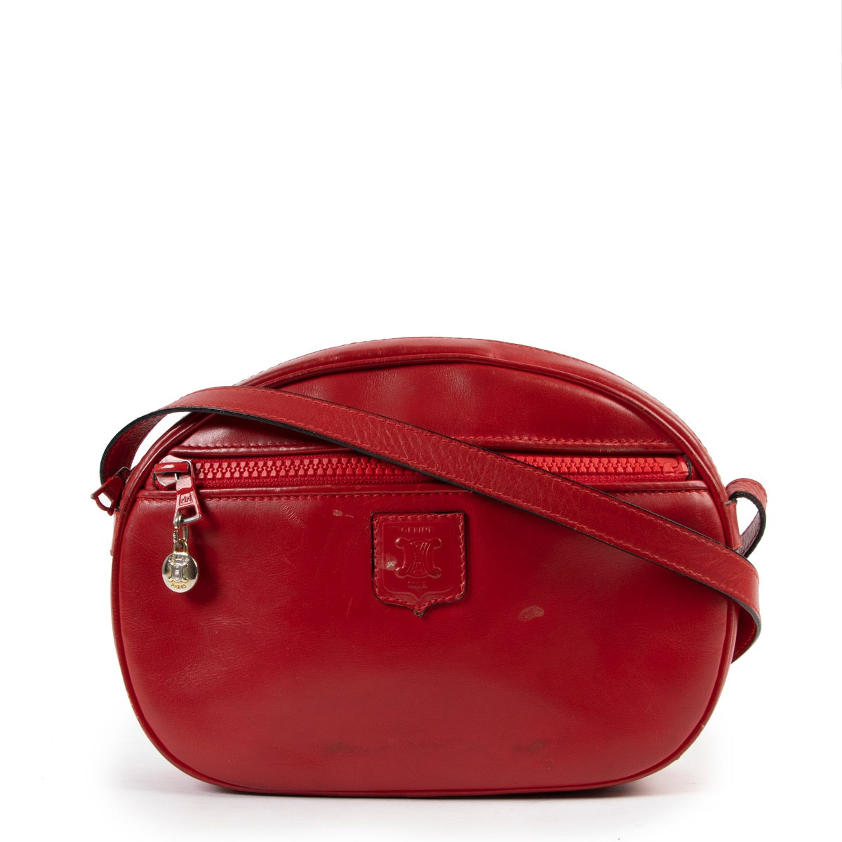 Shop safe online at Labellov in Antwerp this 100% authentic second hand Celine Red Leather Crossbody