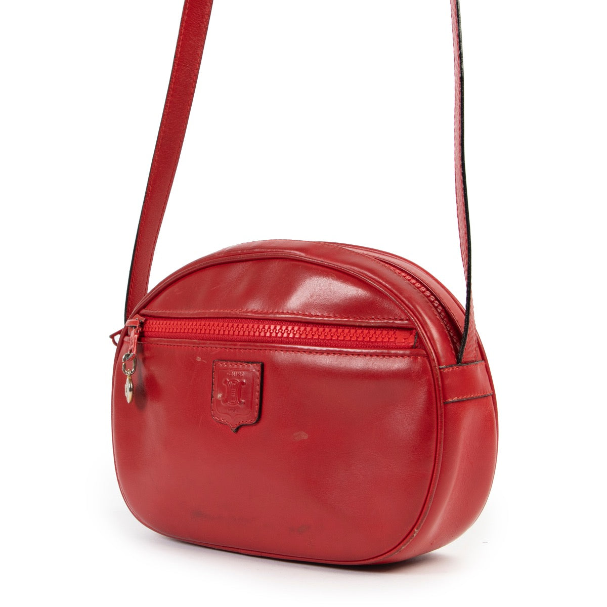 Shop safe online at Labellov in Antwerp this 100% authentic second hand Celine Red Leather Crossbody