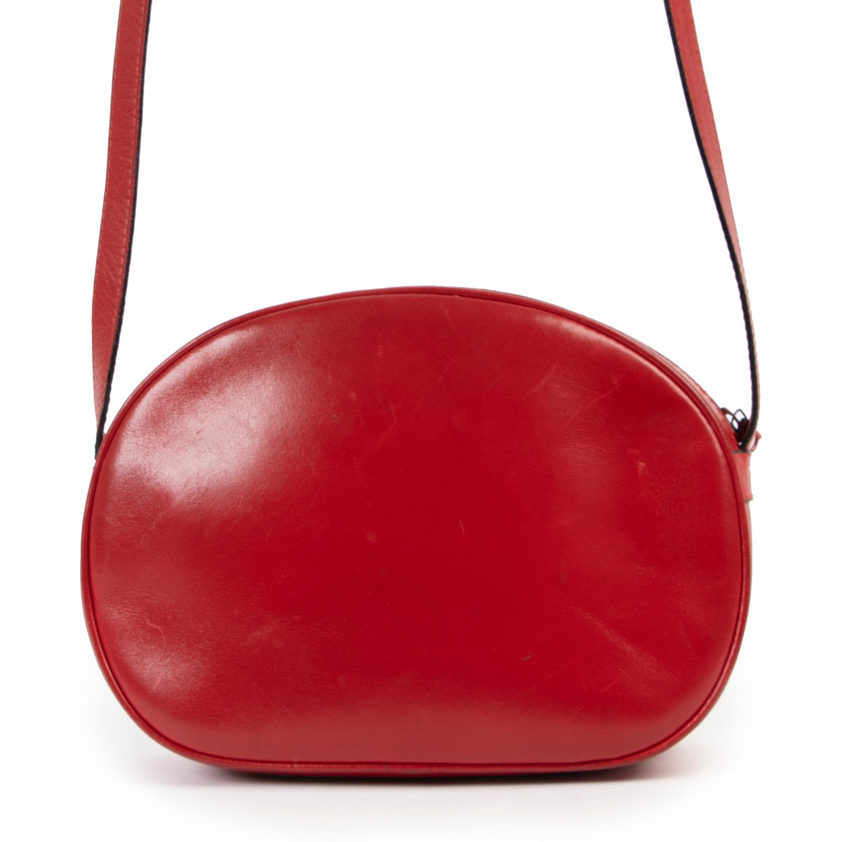 Shop safe online at Labellov in Antwerp this 100% authentic second hand Celine Red Leather Crossbody