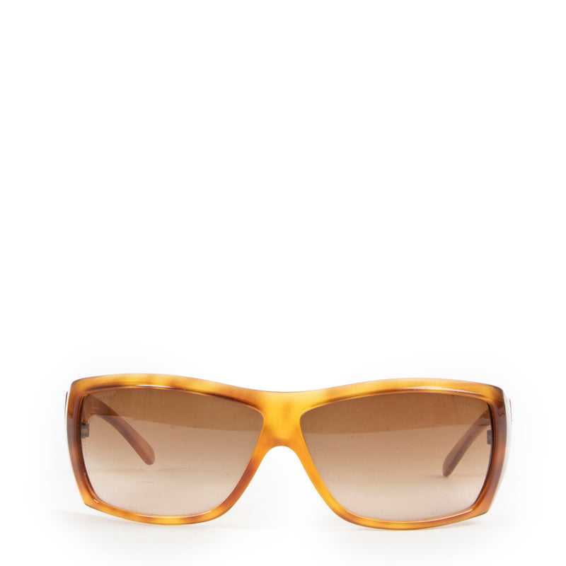 Chanel Tortoise Light Brown Sunglasses for the best price at Labellov secondhand luxury