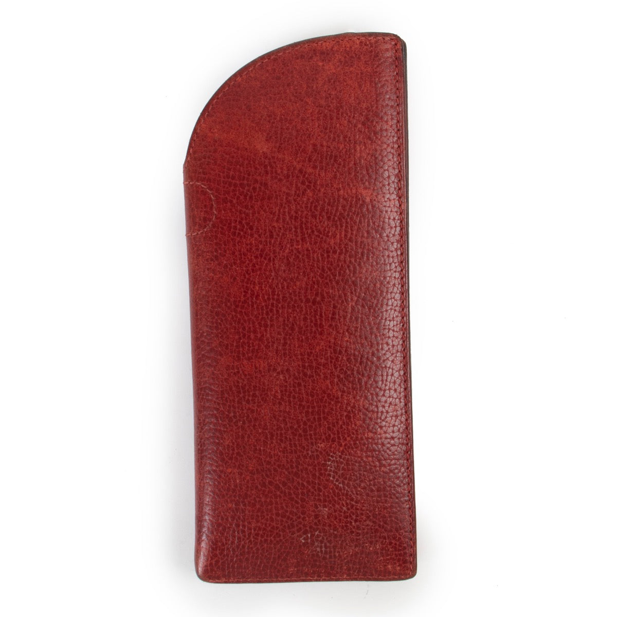 Shop safe online at Labellov in Antwerp this 100% authentic second hand Delvaux Red Glasses Pouch