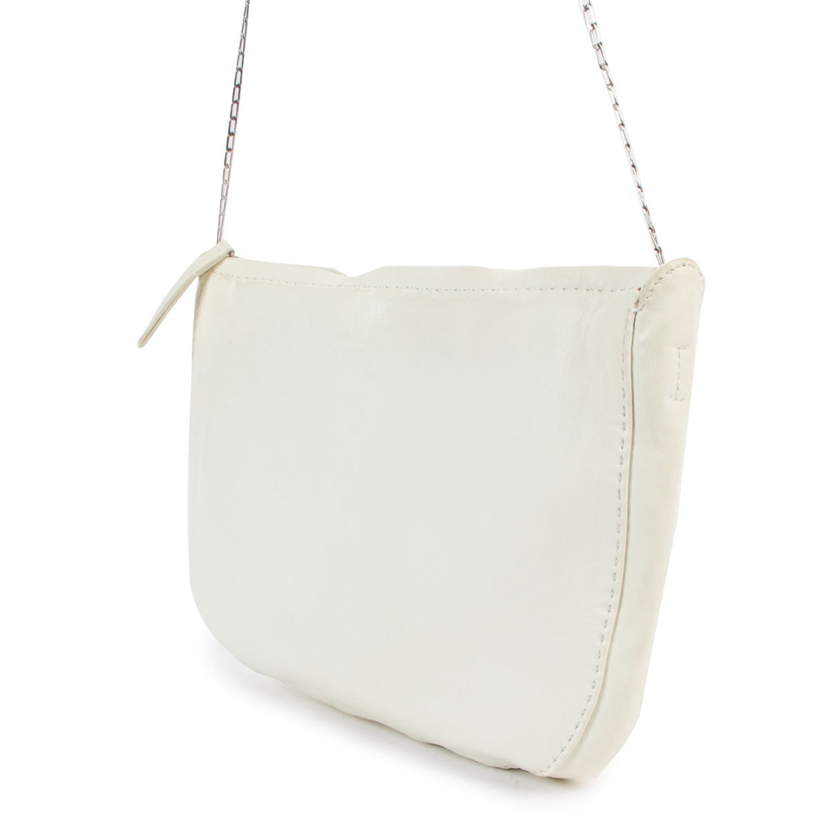 Shop safe online at Labellov in Antwerp this 100% authentic second hand Celine White Nappa Lambskin Chain Crossbody Bag