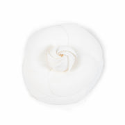 Chanel White Silk Jacquard Camelia Brooch for the best price at Labellov secondhand luxury in Antwerp. We buy and sell your preloved and new designer bags.