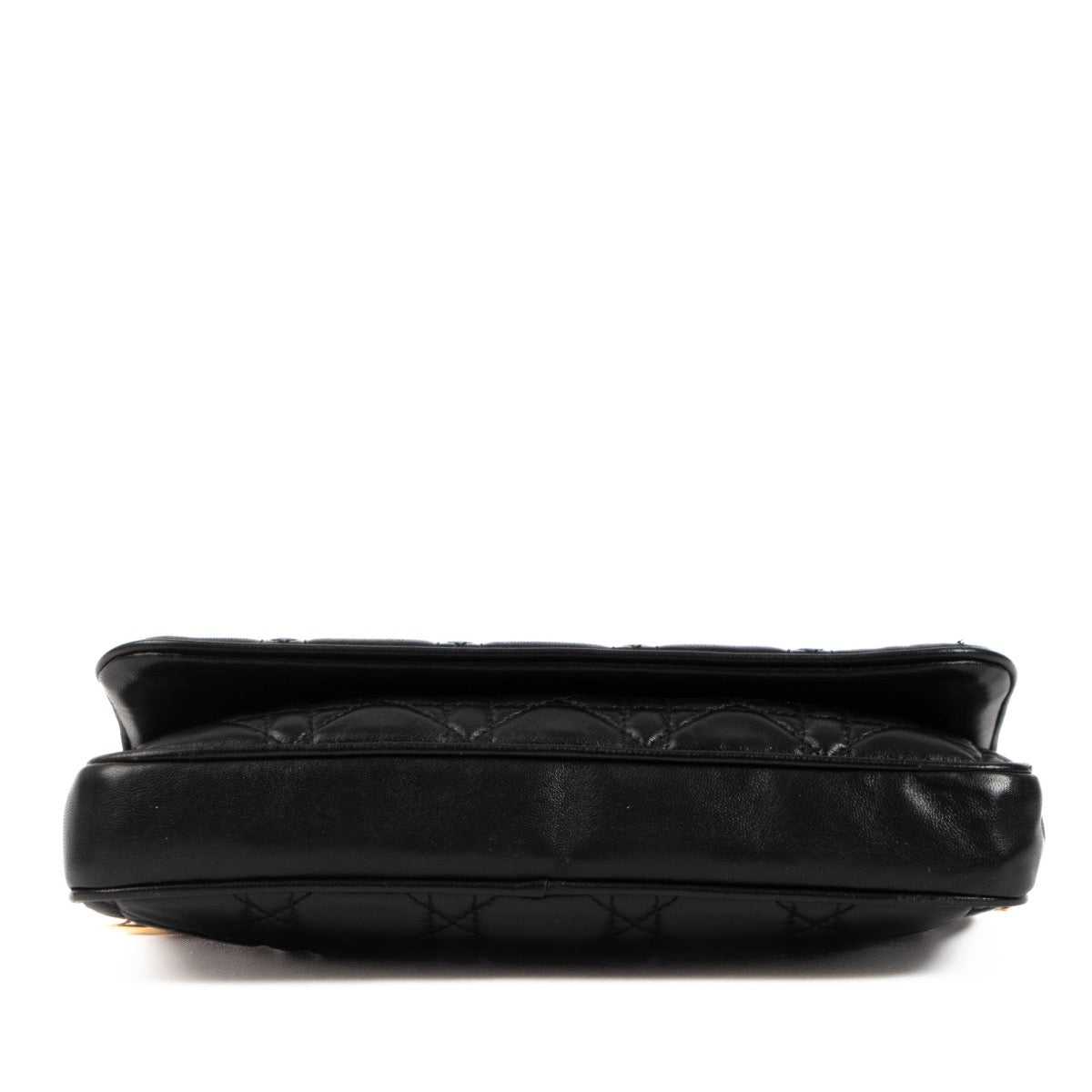 Christian Dior Black Lady Dior Clutch for the best price at Labellov secondhand luxury in Antwerp. We buy and sell your preloved and new designer bags.