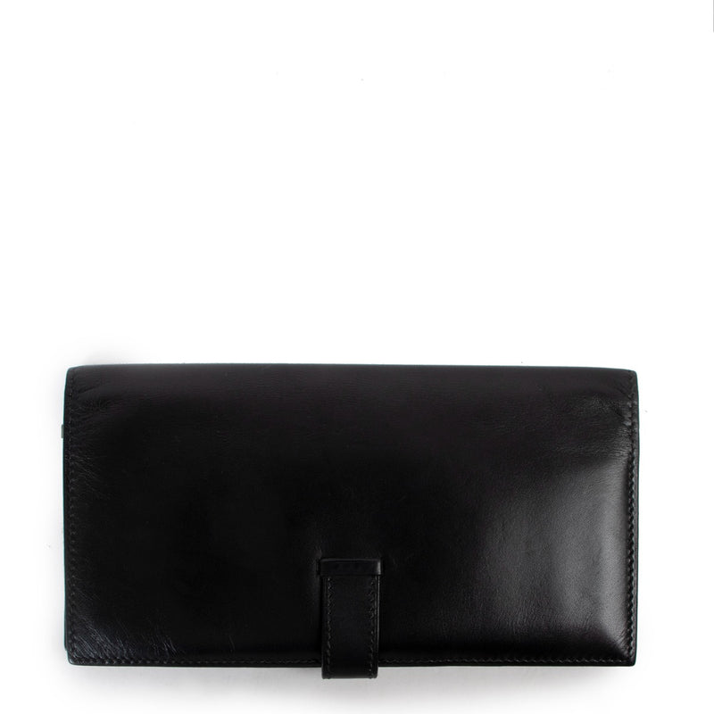 Shop designer vintage luxury fashion Hermès Black Swift Bearn Classic Wallet at Labellov.