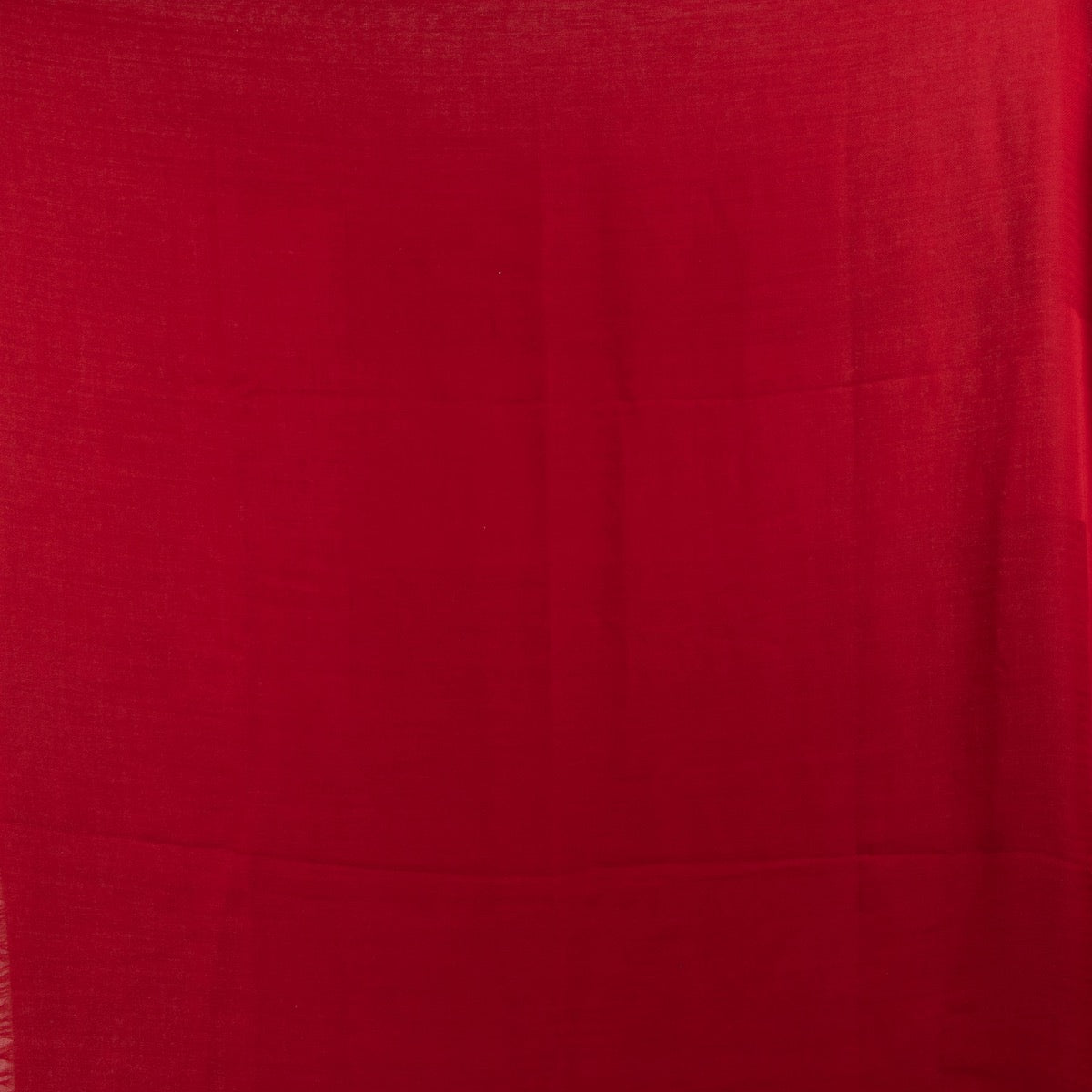 Buy an authentic Hermès Cream Cashmere/Wool Shawl in good condition at Labellov in Antwerp, Brussels, Knokke.
