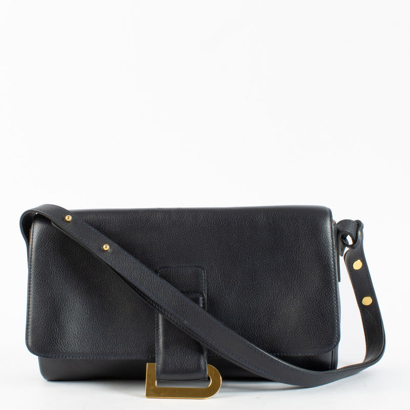 Authentic pre-loved Delvaux Marine Canter Passerelle Bag on Labellov.com