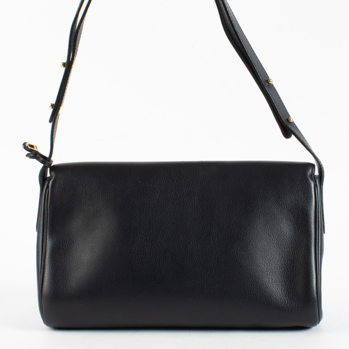 Authentic pre-loved Delvaux Marine Canter Passerelle Bag on Labellov.com
