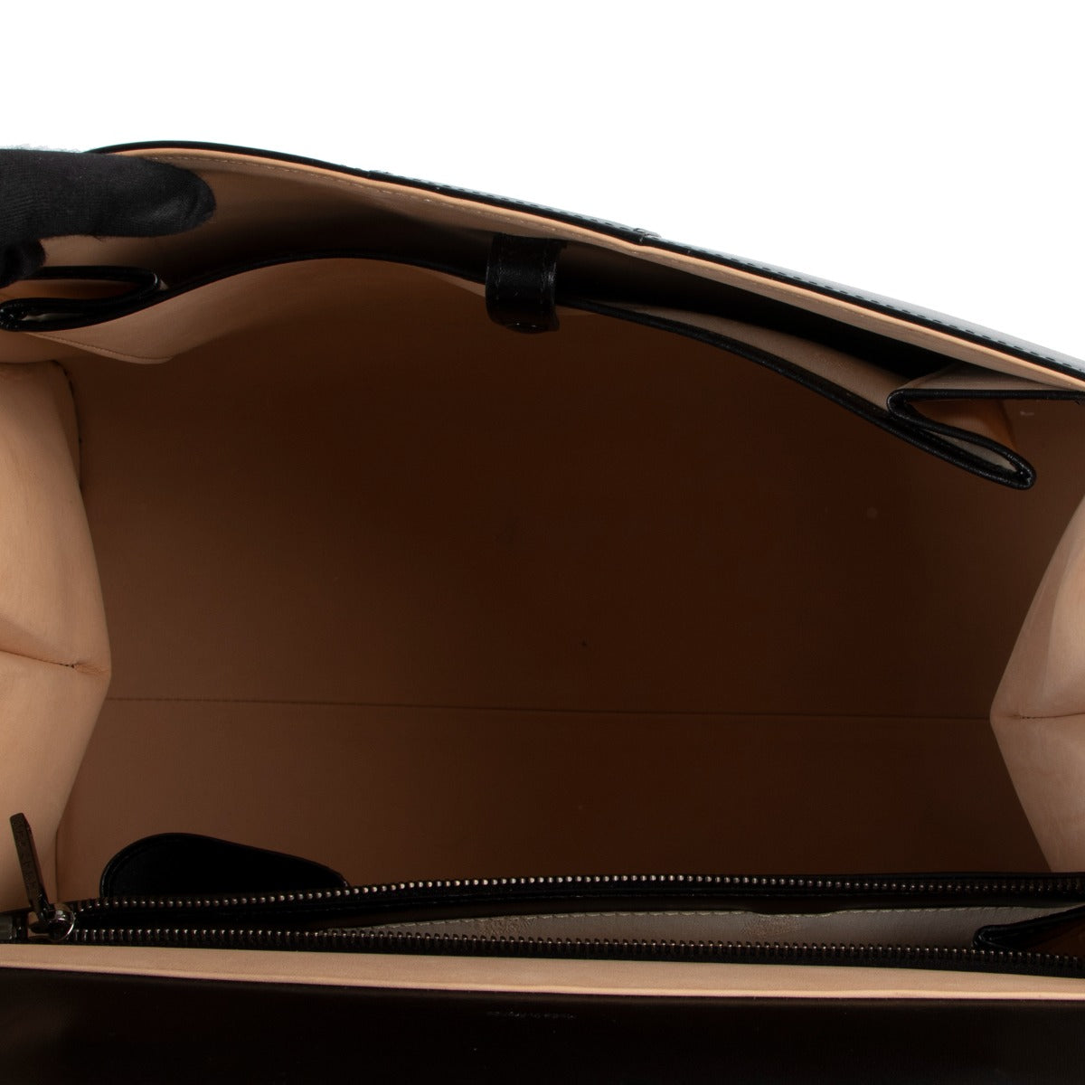 Buy an authentic second hand Delvaux Brillant GM Black Edition at Labellov