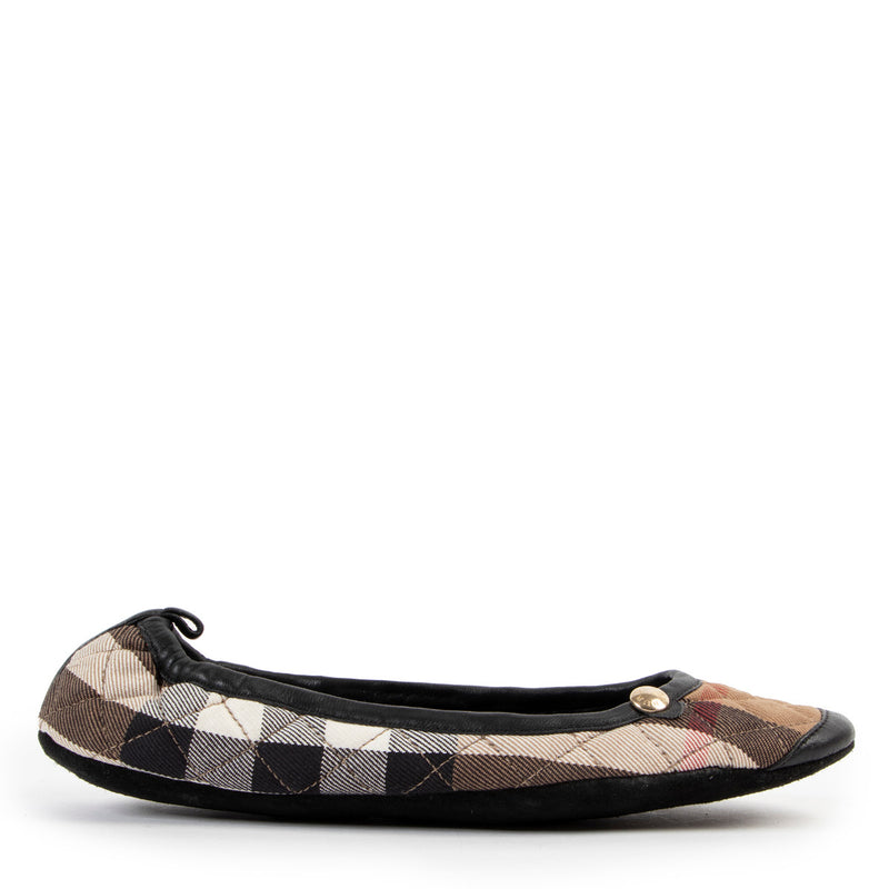 Burberry House Slipper Flats - size M