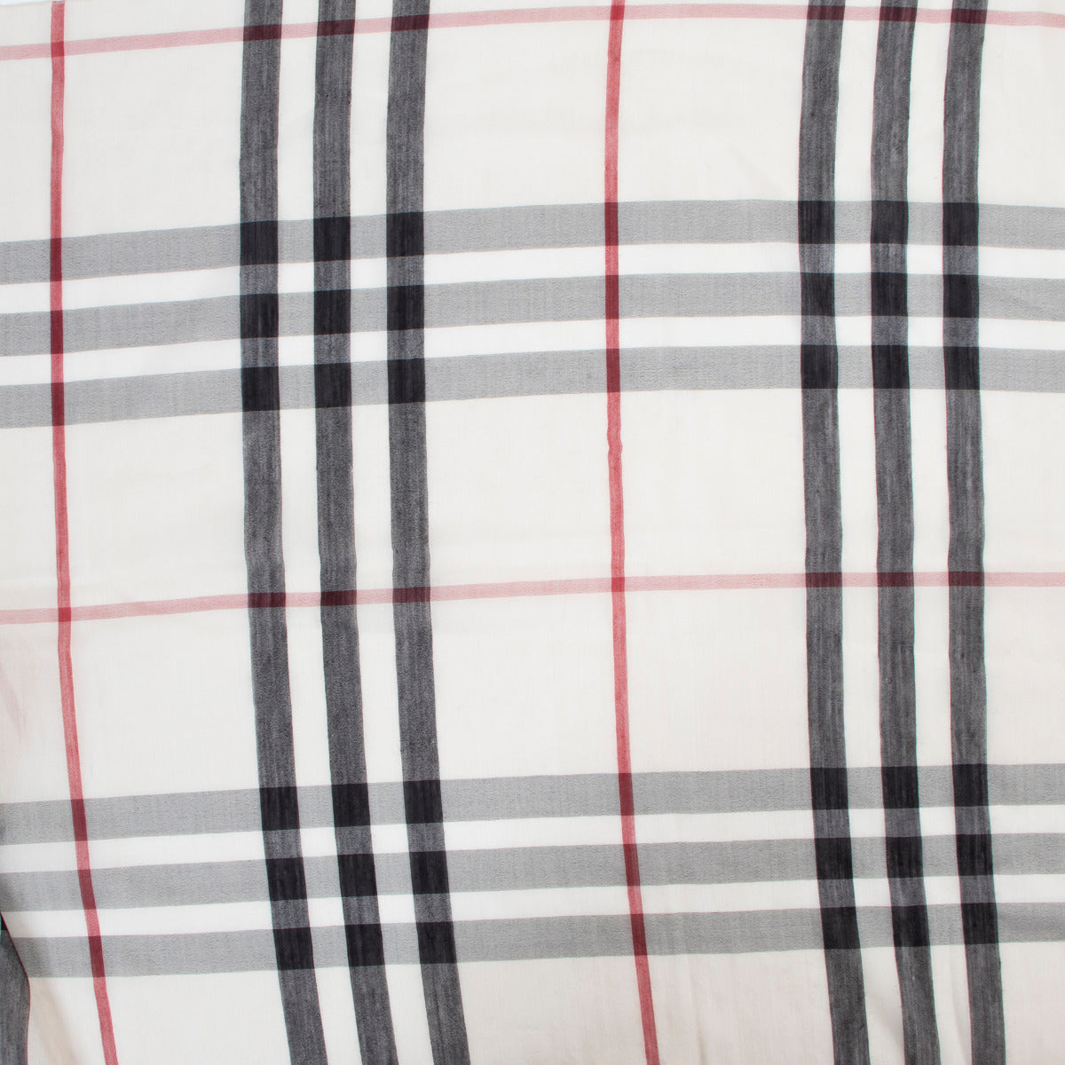 Shop safe online at Labellov in Antwerp this 100% authentic second hand Burberry Beige Scarf
