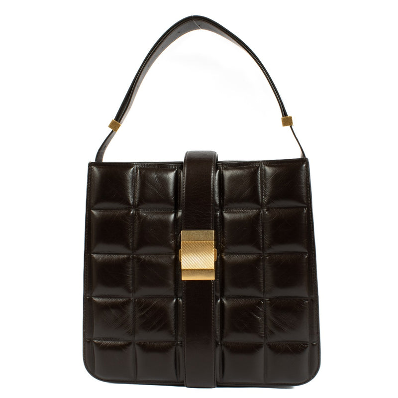 Bottega Veneta Fondant Padded Marie Bag in brown leather, featuring a padded design and elegant gold-tone hardware. Shop now on Labellov.