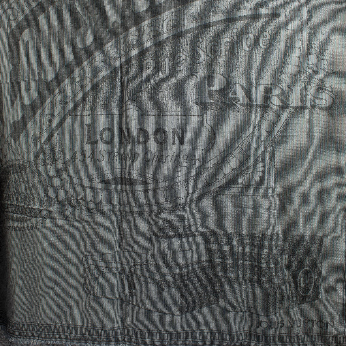Authentic second hand Louis Vuitton Grey Shawl Scarf on Labellov.com