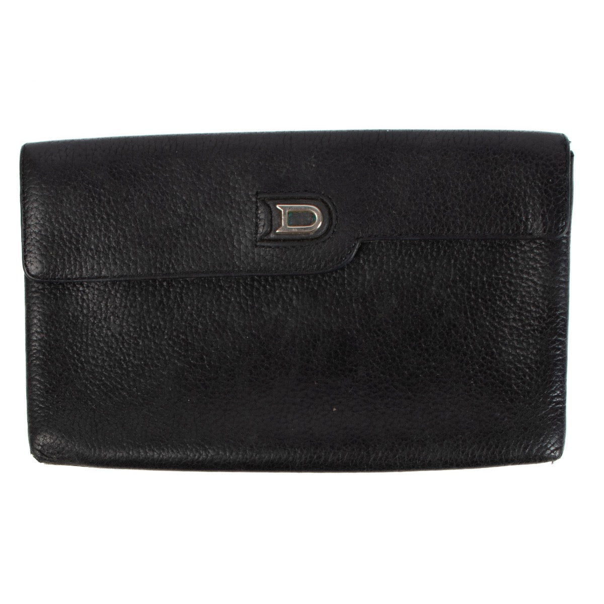 Shop safe online at Labellov in Antwerp, Brussels and Knokke this 100% authentic second hand Delvaux Black Leather Wallet