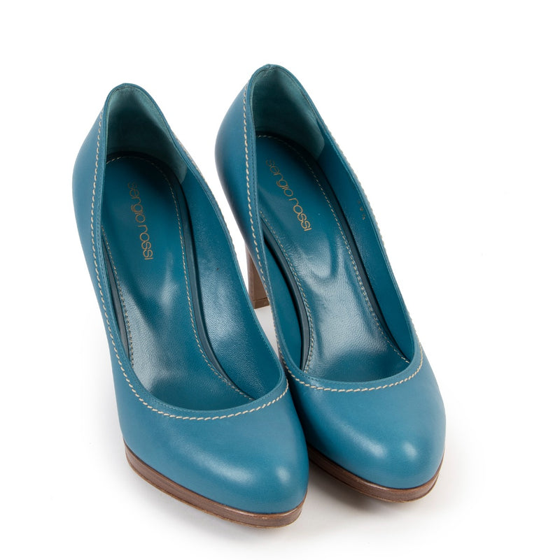 Buy an authentic pair of second hand Sergio Rossi Blue Pumps Size 39 at Labellov