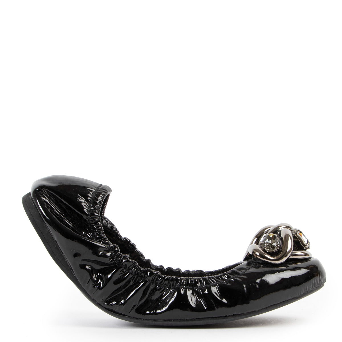 Shop safe online Miu Miu black patent scrunch ballerinas, Shop safe 100% authentic Miu Miu ballerinas in very good condition, Preloved Miu Miu ballerinas in very good condition.