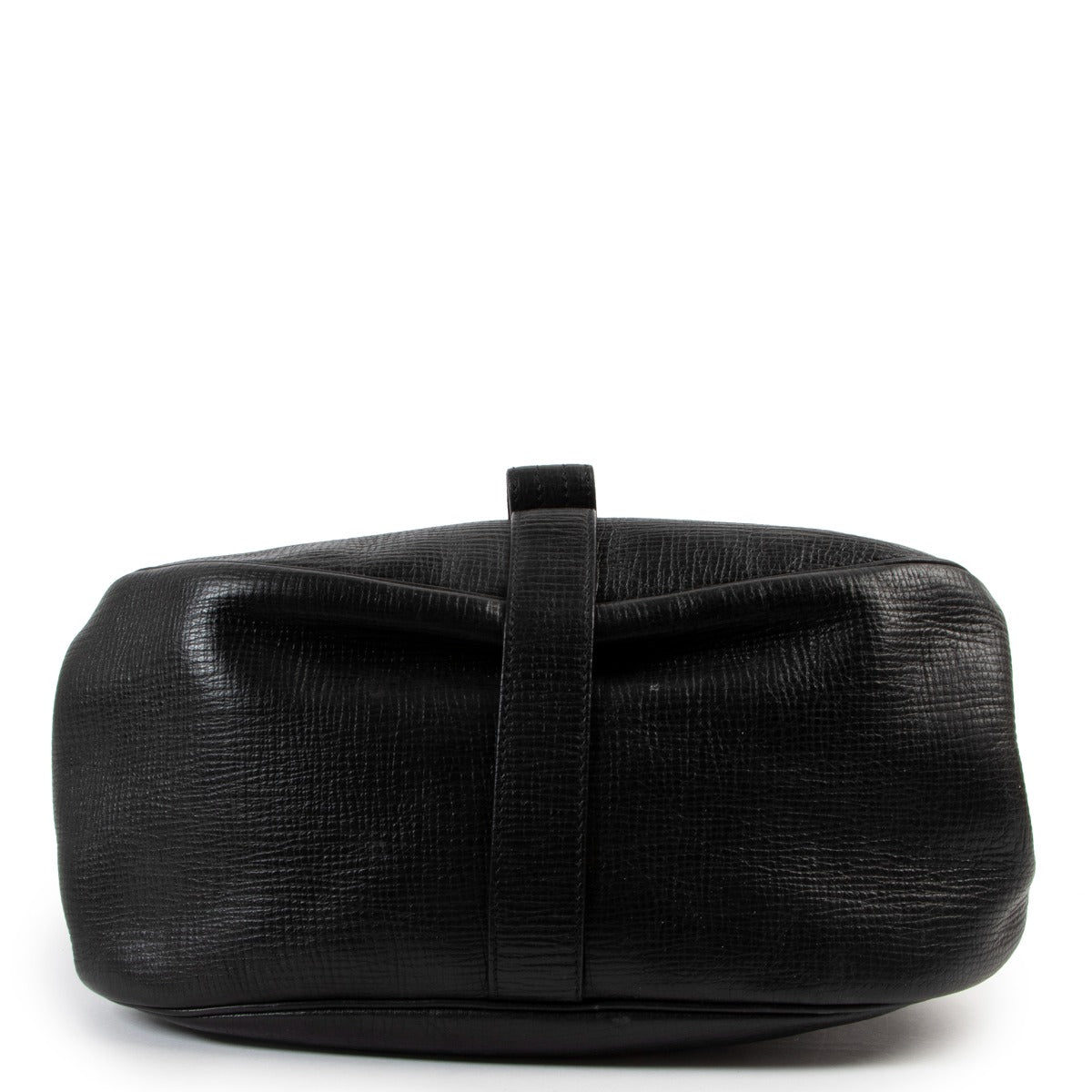 Shop safe online Delvaux Cerceau shoulder bag in very good condition, Delvaux black cerceau shoulder bag in very good condition, Preloved Delvaux black shoulder bag in very good condition.