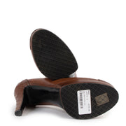 Shop safe online at Labellov in Antwerp this 100% authentic second hand Chanel Brown Leather Pumps