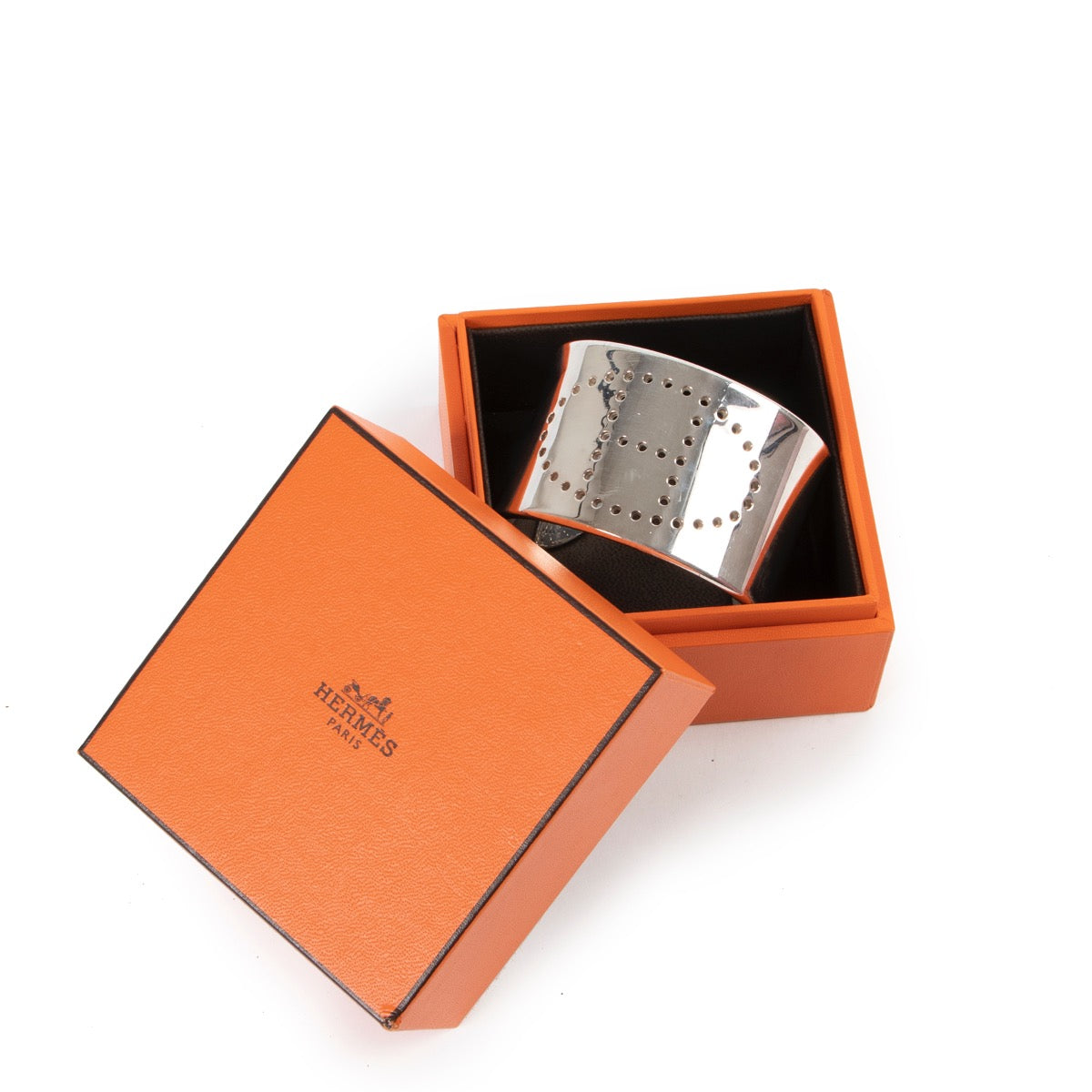 Buy a 100% authentic second hand Hermès Eclipse sterling silver cuff at Labellov