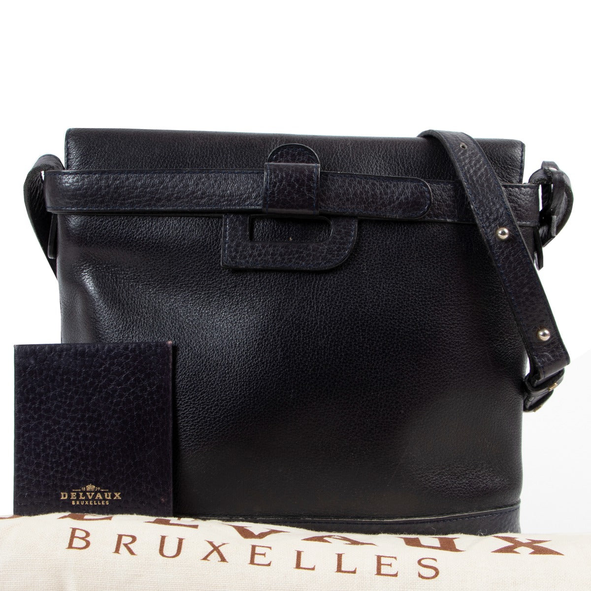 Shop safe online Delvaux blue leather crossbody bag, Shop online 100% authentic Delvaux crossbody bag, Preloved Delvaux crossbody bag in very good condition.