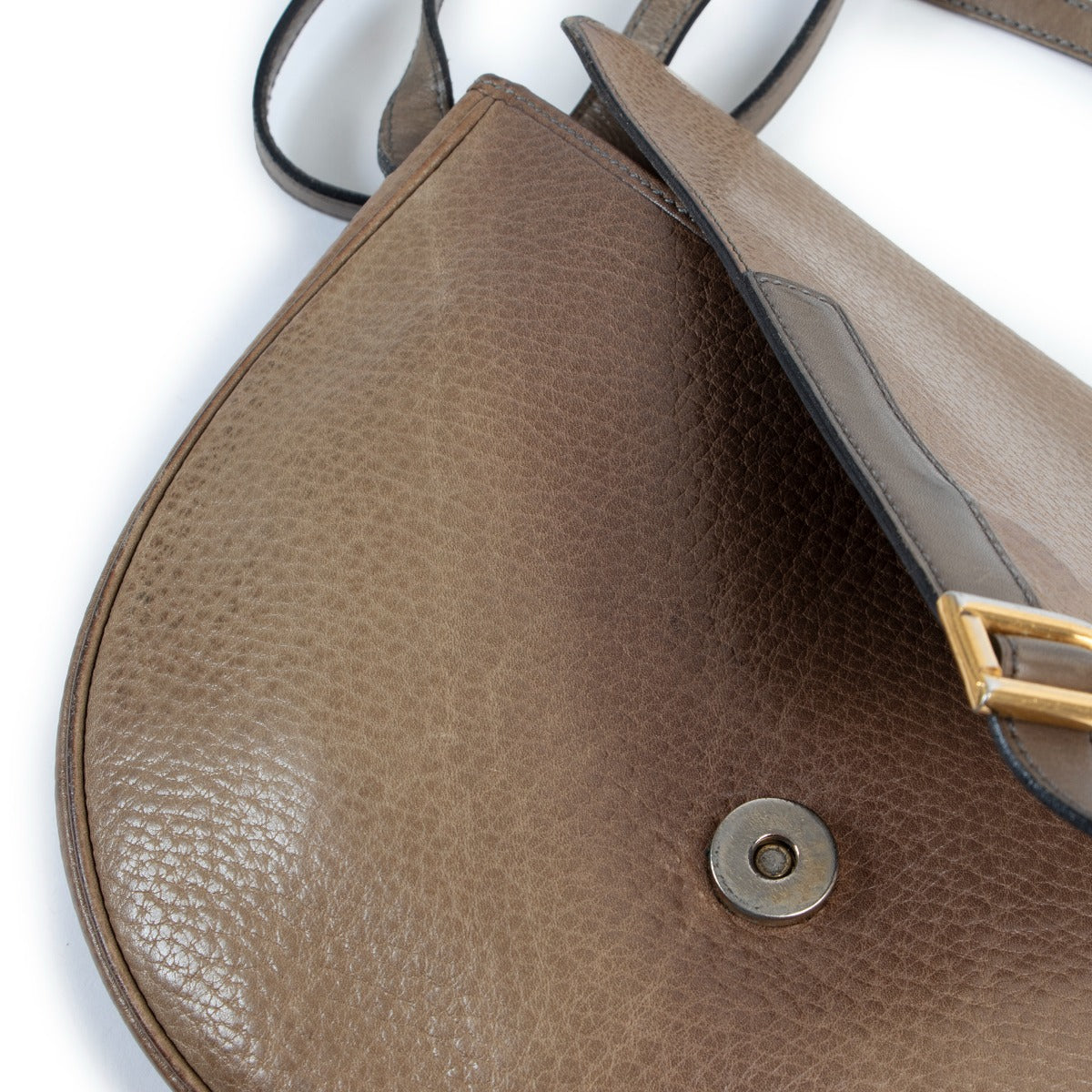 Shop safe online Delvaux brown crossbody bag in good condition, Shop online 100% authentic Delvaux crossbody bag in good condition, Preloved Delvaux crossbody bag in good condition.